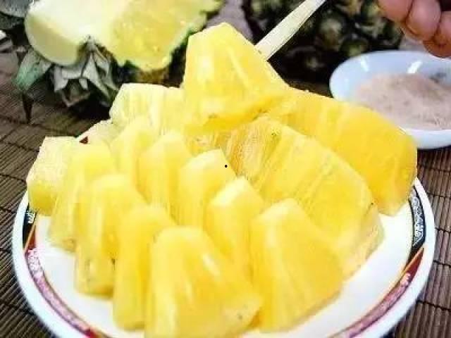 菠萝酱吃瓜网红,网红带你领略网络娱乐新风尚