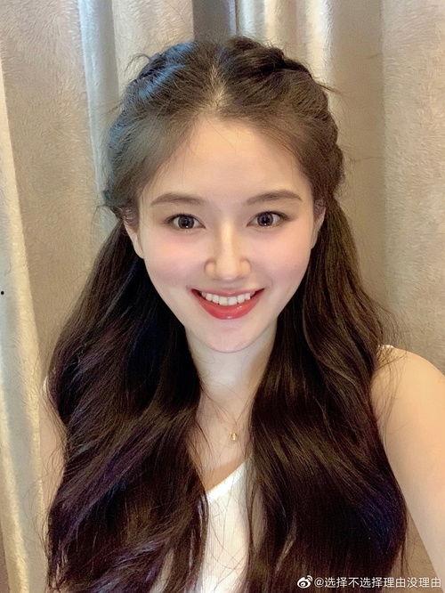 网红王大炮吃瓜,揭秘娱乐圈幕后真相